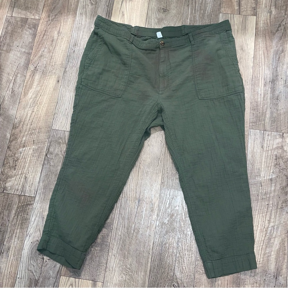 Old Navy Women's Green Ankle Pants